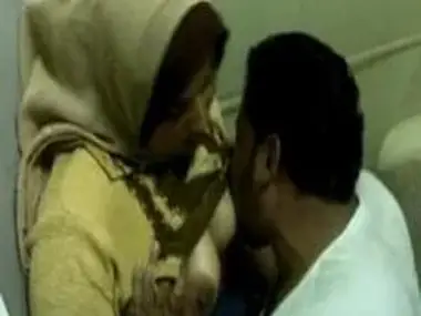 Bokep Terbaru Tante Hijab Nakal ML poster